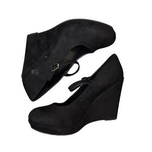 Brand:torrid, size 10.5, black, wedges